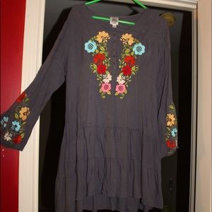 NWOT Umgee embroidered dress- perfect!!!